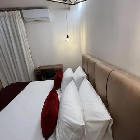 Apartament Cara Creta *